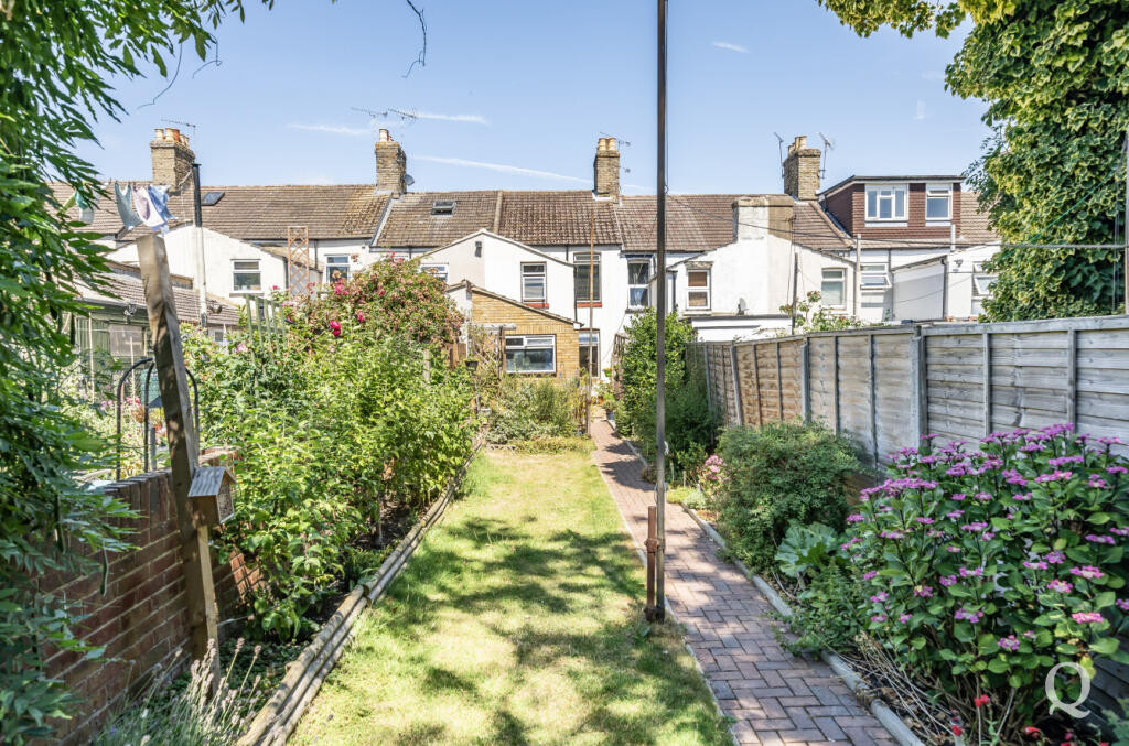 05d71d71-7623-4b3...