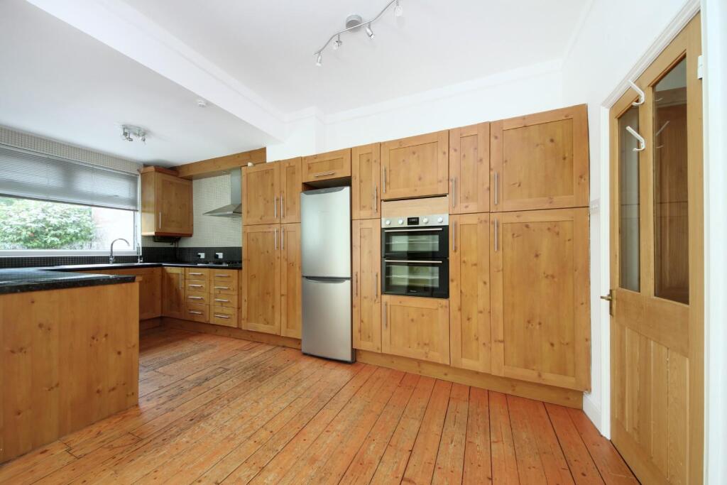 GV-101 Dudley Gds - empty (8).jpg