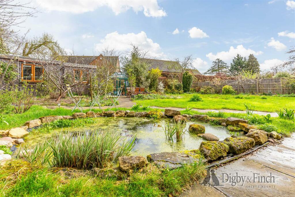 16 Roman Bank Stamford PE9 2SS-8watermarked.jpg