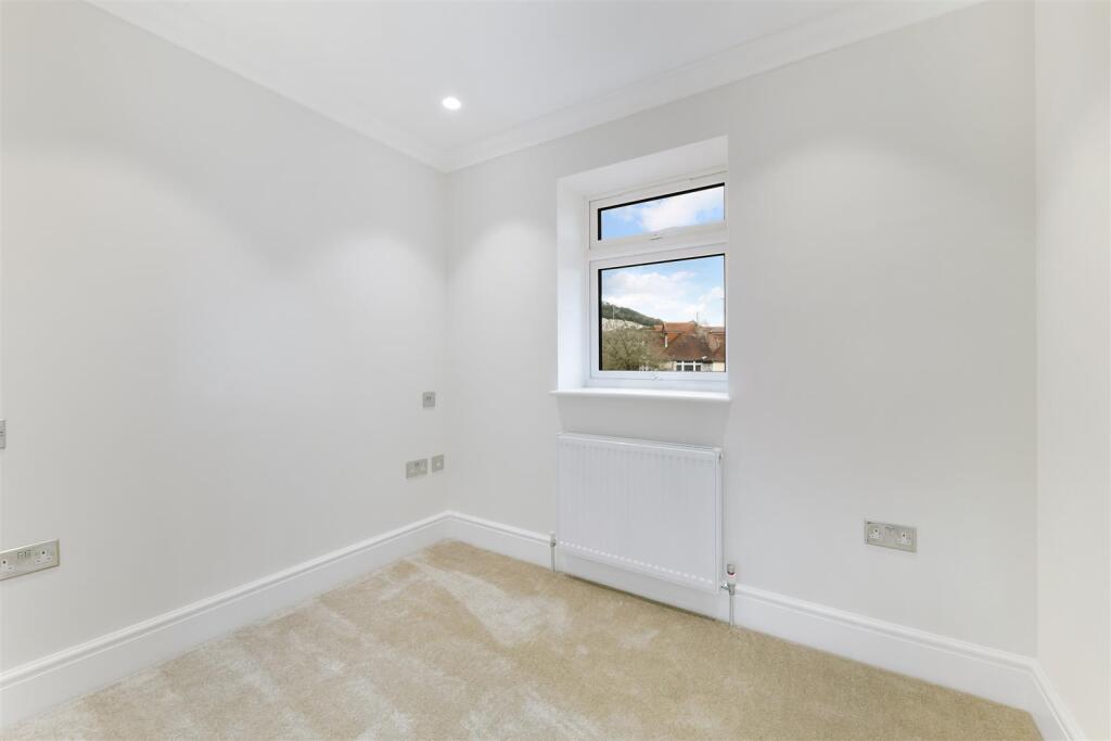BEDROOM 3 FRONT BROCKHAM LANE (4).jpg