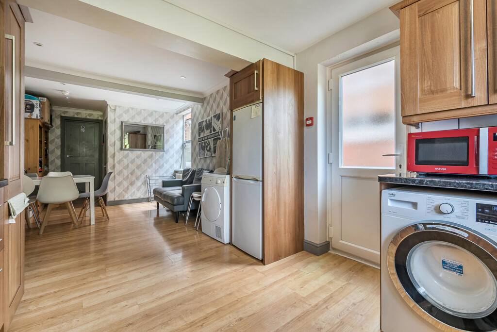 1341933-13-68b1a7...