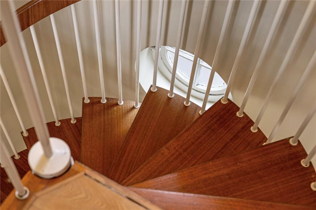 Middle Stairs