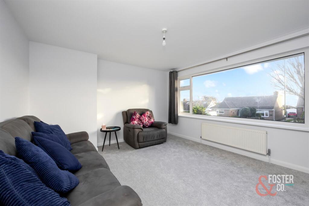 Mill Hill Close, 13-008.JPG