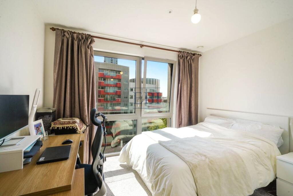 Picture No. 02