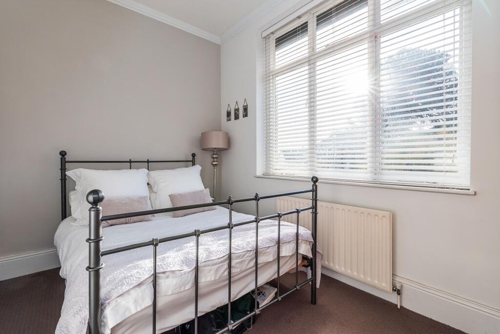 Trinity-Cresent-0...