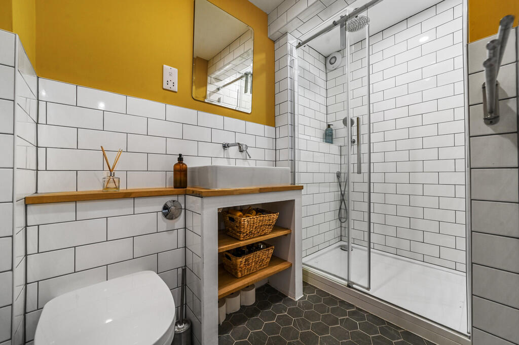 Mudflats-bathroom...