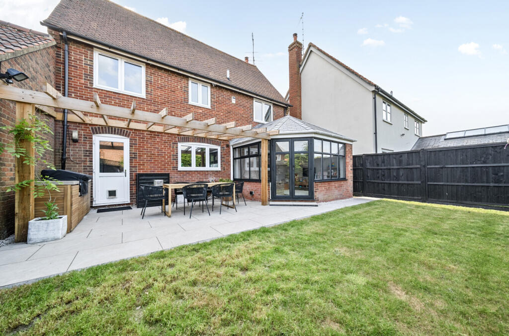 1297840-8-68309f9...