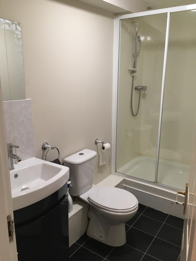 4828B6DD-F781-4155-8