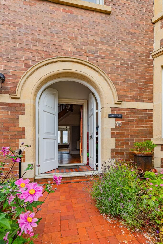 Dorchester Avenue 30-31.jpg