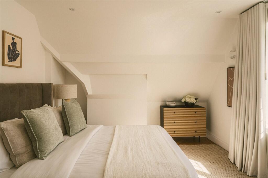 Double Bedroom
