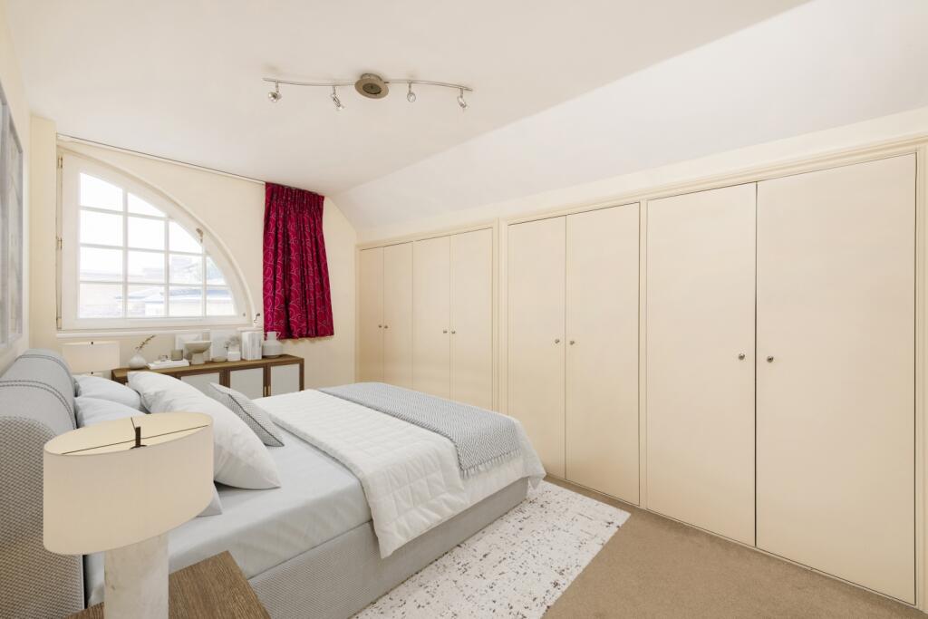 Master Bedroom 1
This photo has been virtually sta