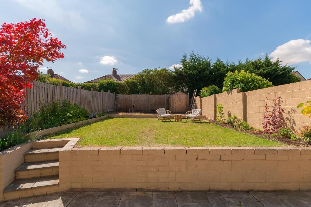 6M5RBR - External I.jpg