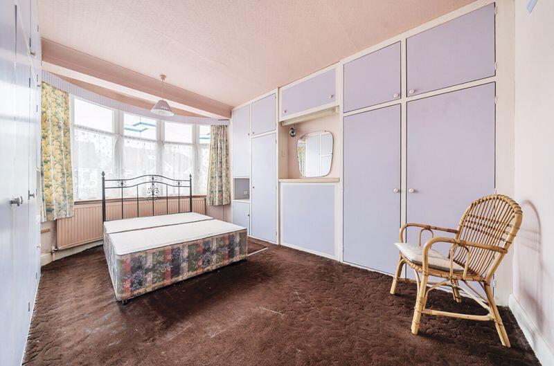 Bedroom 1 angle 2