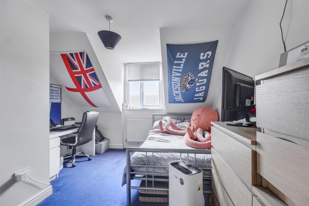 Bedroom 3_1.jpeg