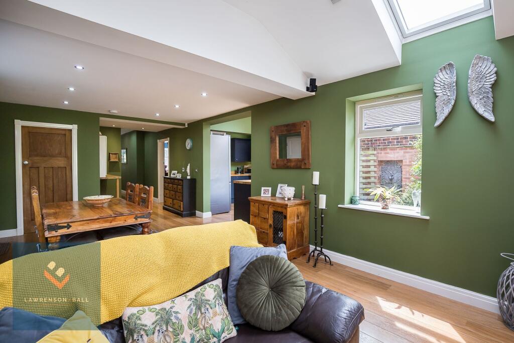 Open Plan Dining/Family Room