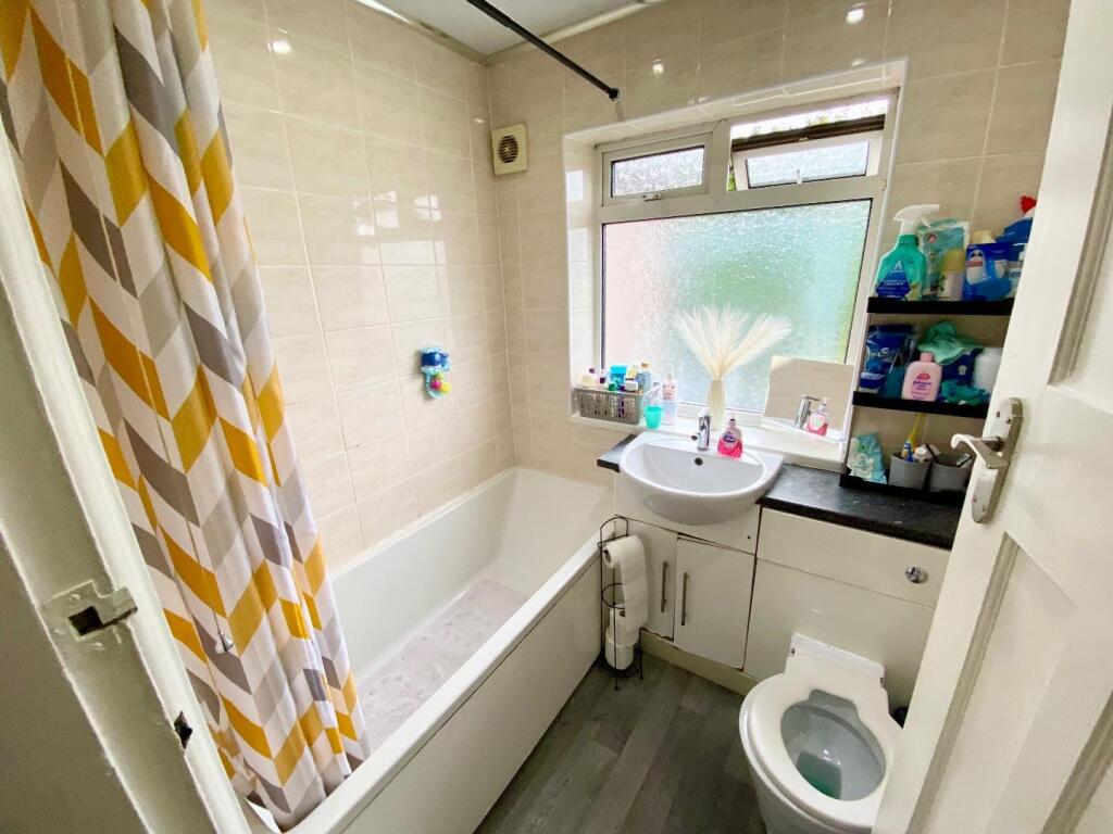 HOUSE BATHROOM