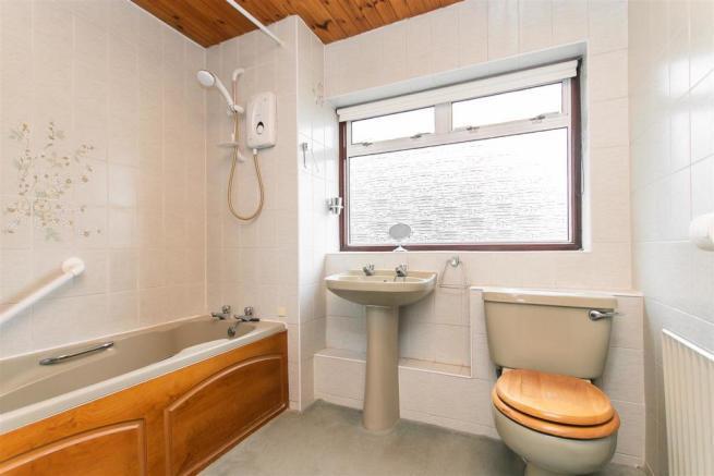 bathroom.jpeg
