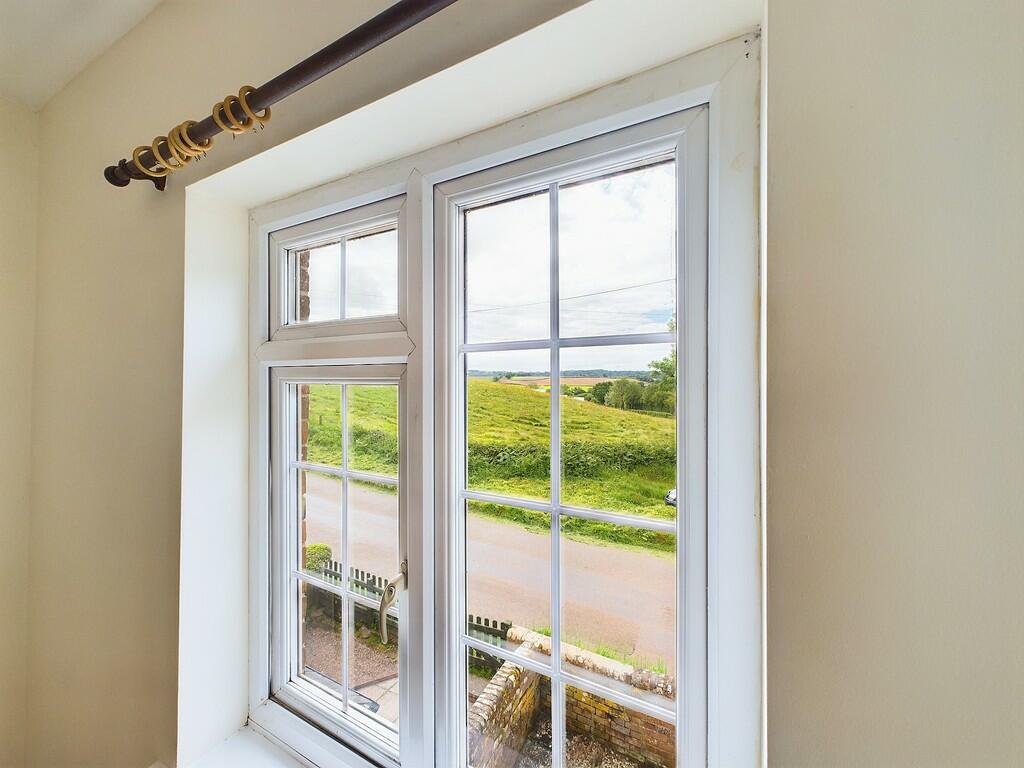 CAM03525G0-PR0090...