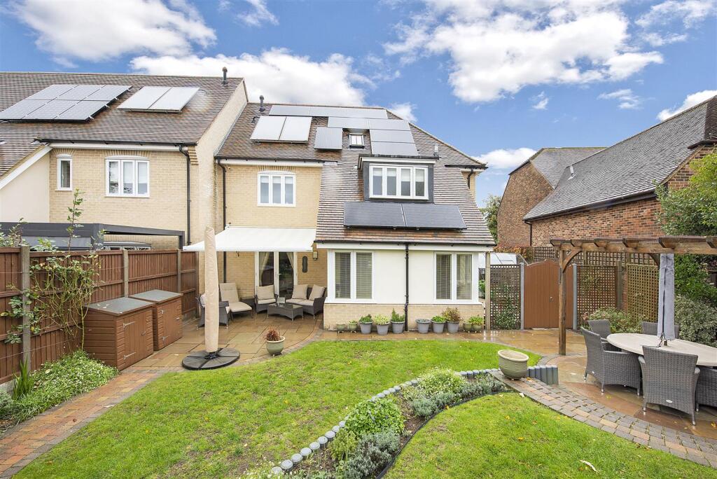 3 Haven Close ph07.jpg