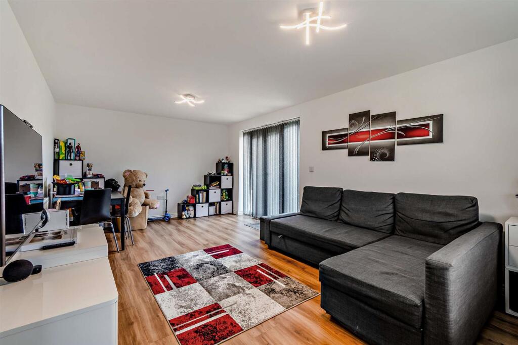 8668343-interior21-800.jpg
