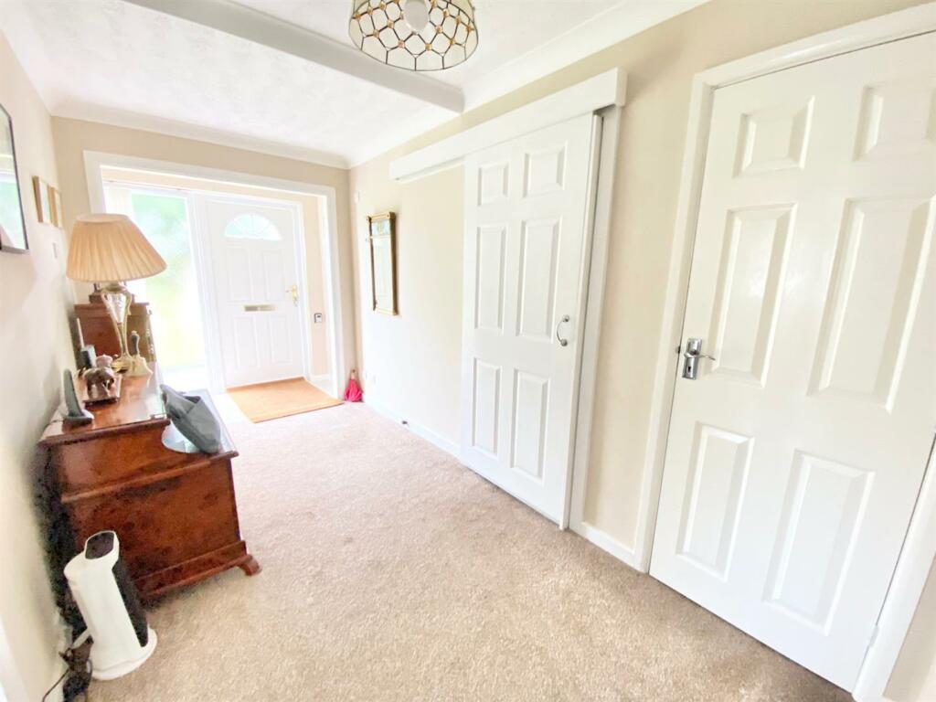 hallway.jpg