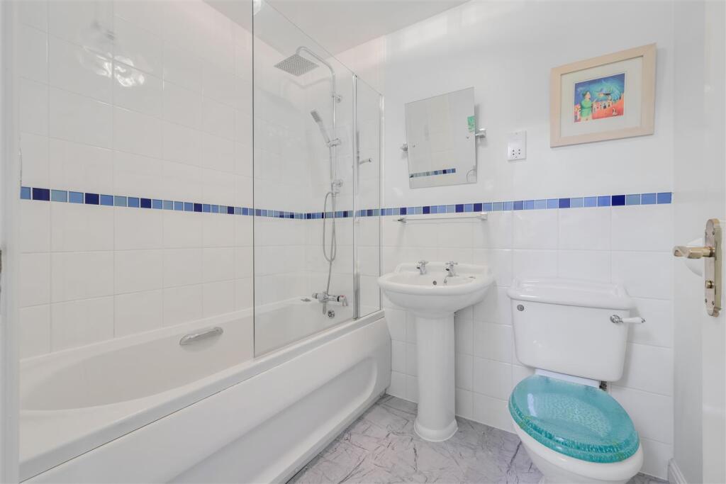 KENNEY DRIVE,  (28 FROM 47)-22.jpg