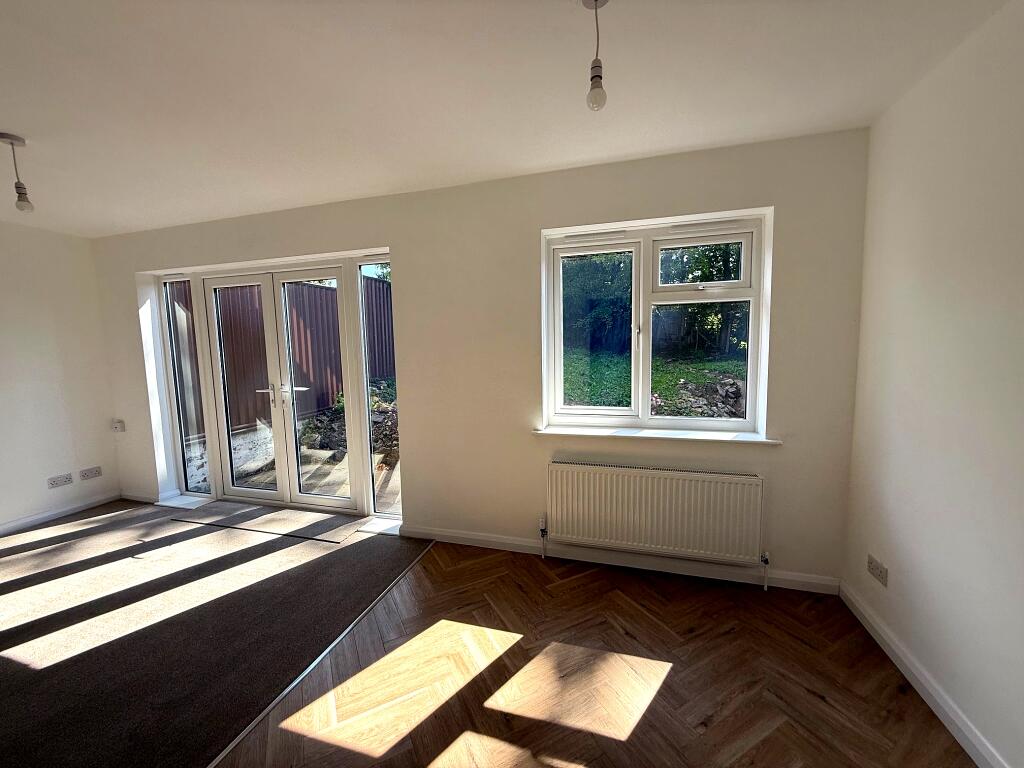 Brochure_ready_IMG_9609