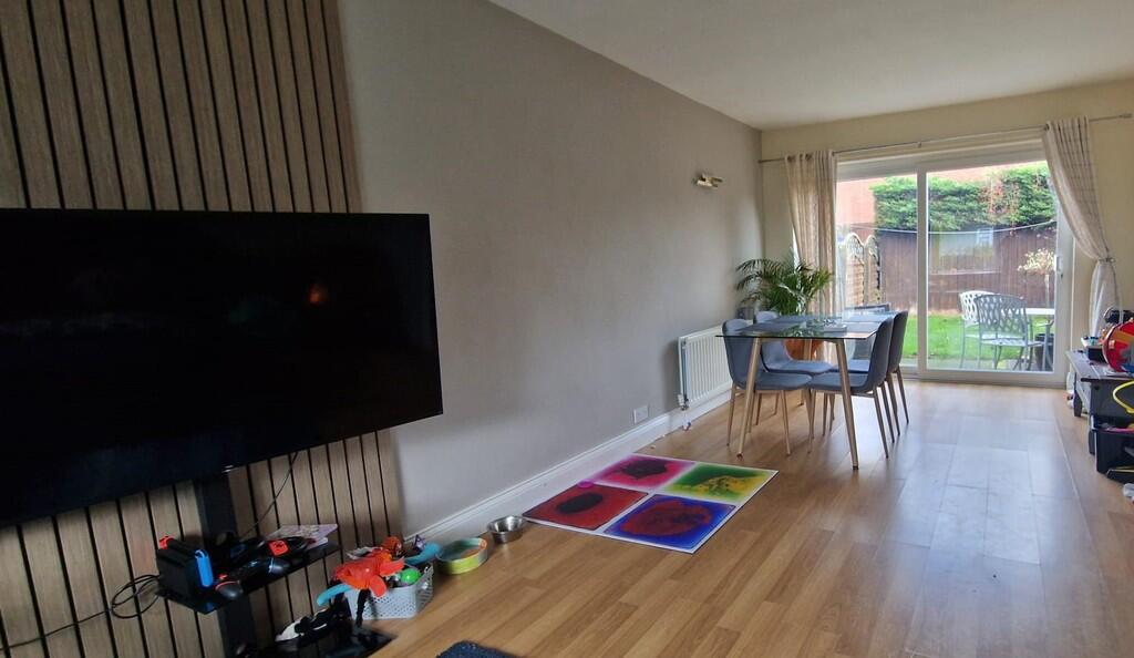 Additional Lounge...