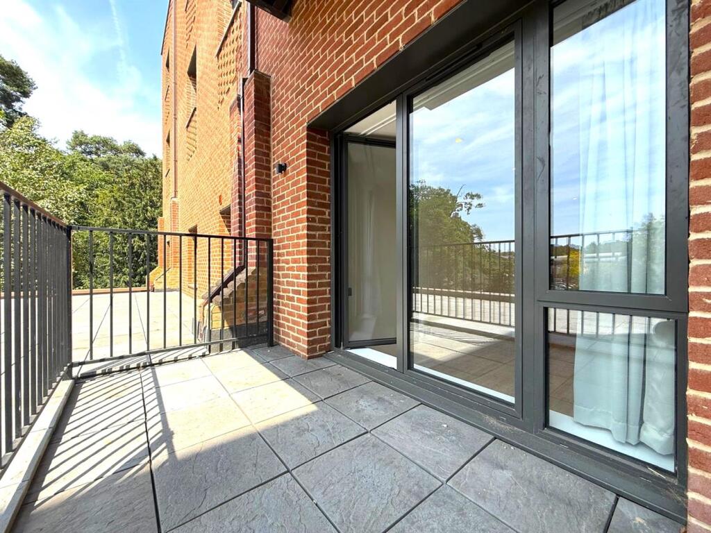 WhatsApp Image 2025-06-17 at 16.42.36_3cd33841.jpg