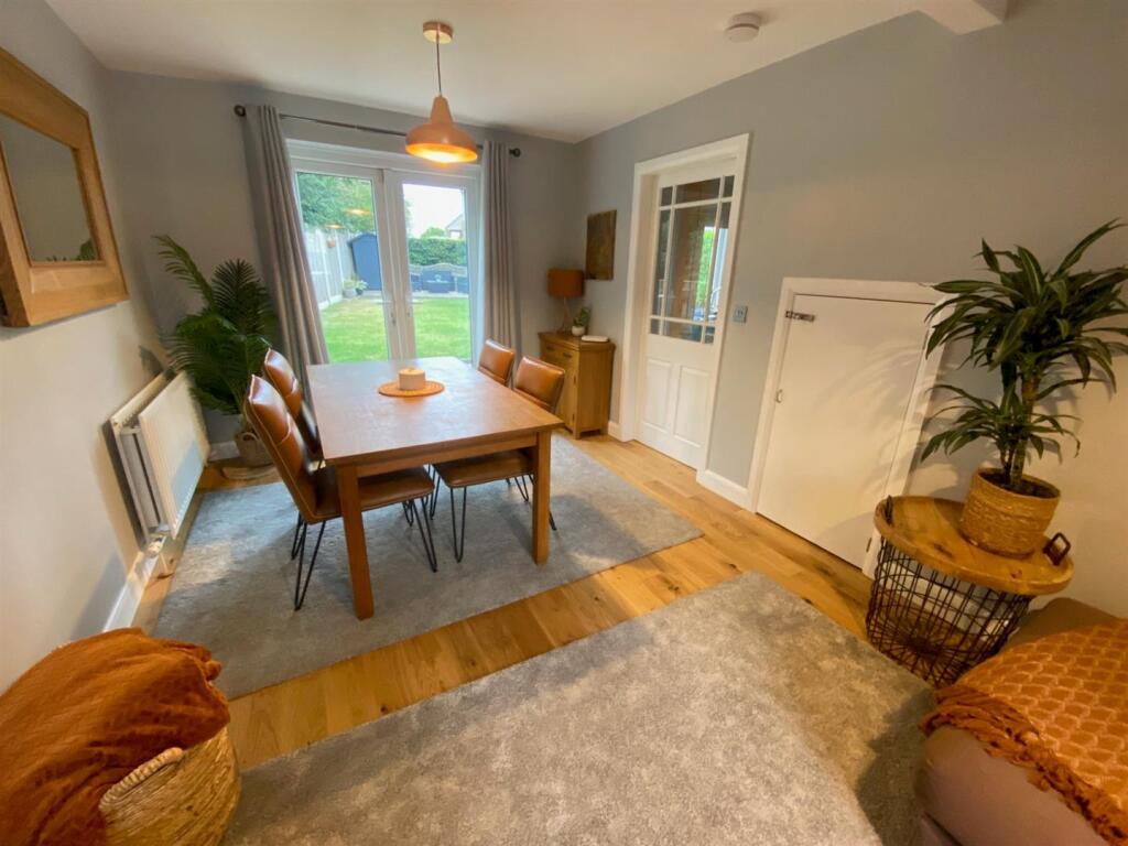 dining room new 1.jpg