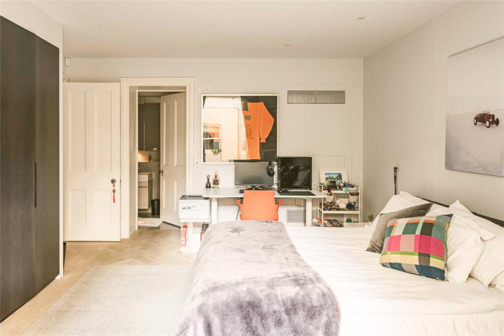 Double Bedroom