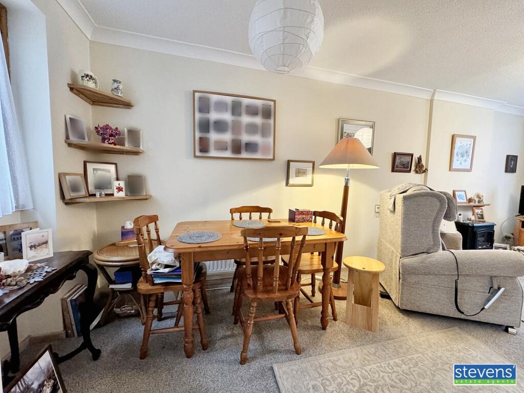 image00016_blurred (3)