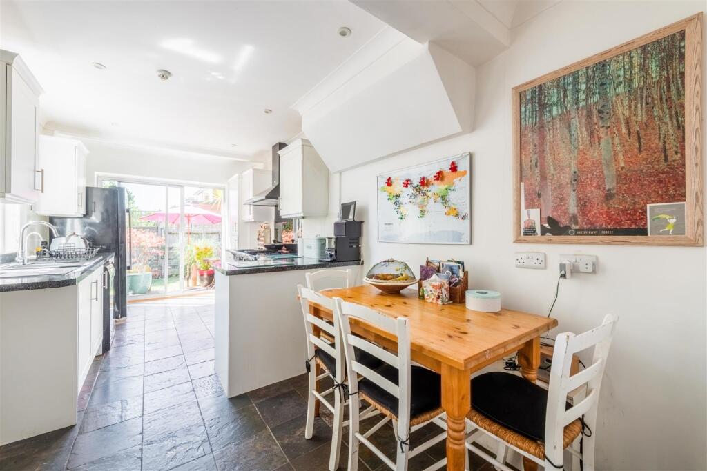 1 Palmeira Place-3.jpg