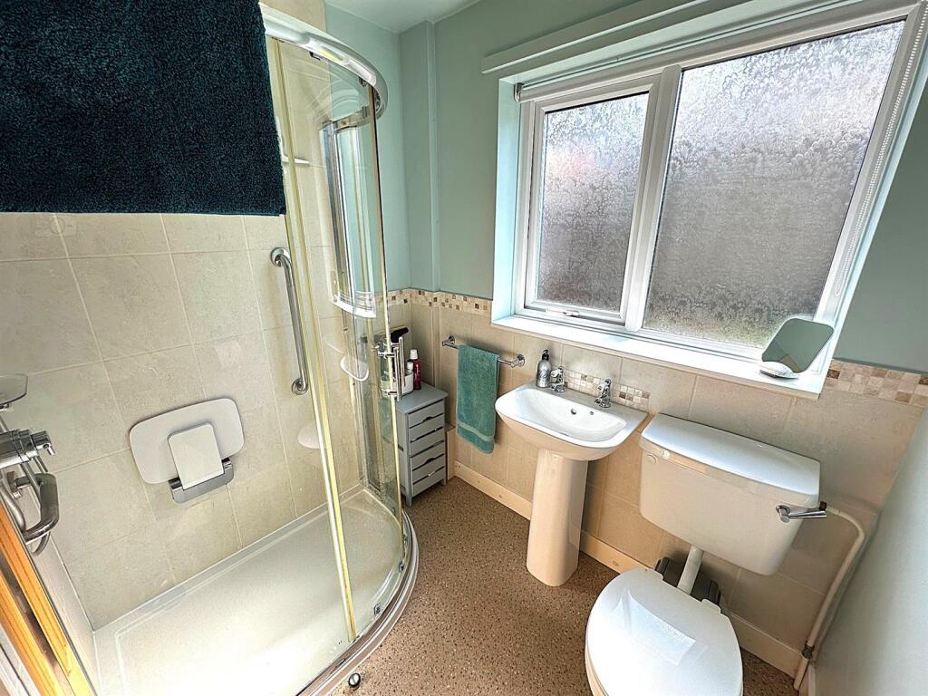 shower room.jpg