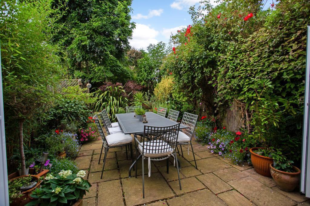17 Keynshambury Road 306783 (18).jpg
