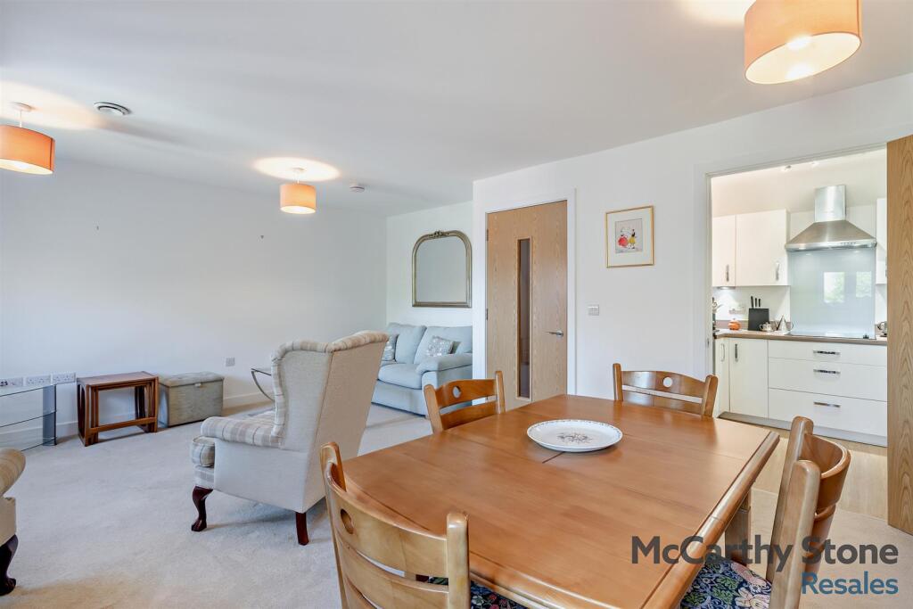 8645594-interior13-800.jpg
