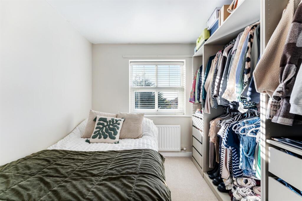 97 Manorwood Drive bedroom 2 2.jpg