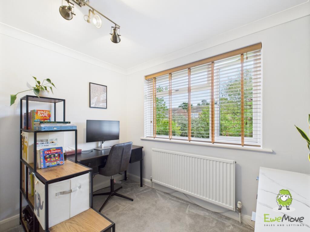 EweMove Basingstoke Avon Road Bedroom Two