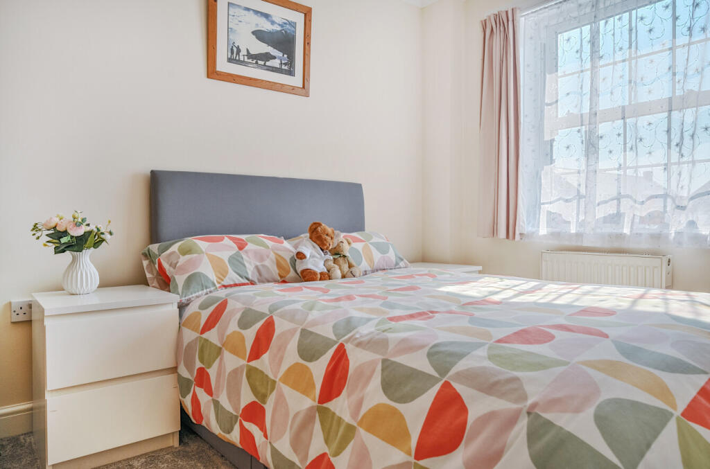 15-1309143-15-684...