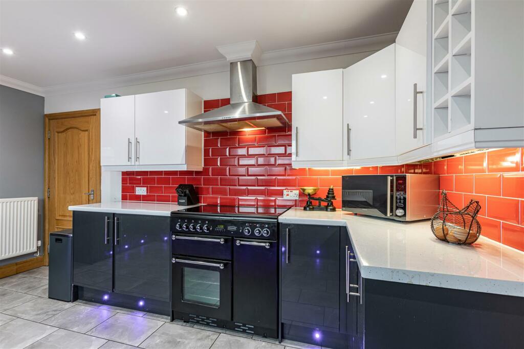 3 William Law Gardens Galashiels 18.JPG