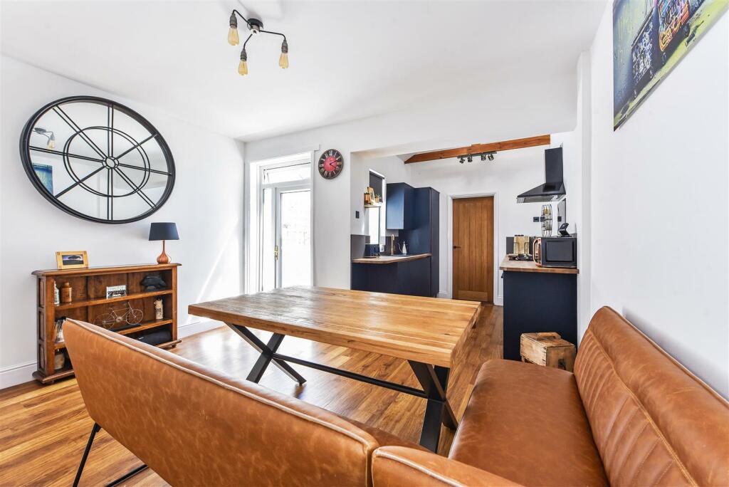 Kitchen / Diner