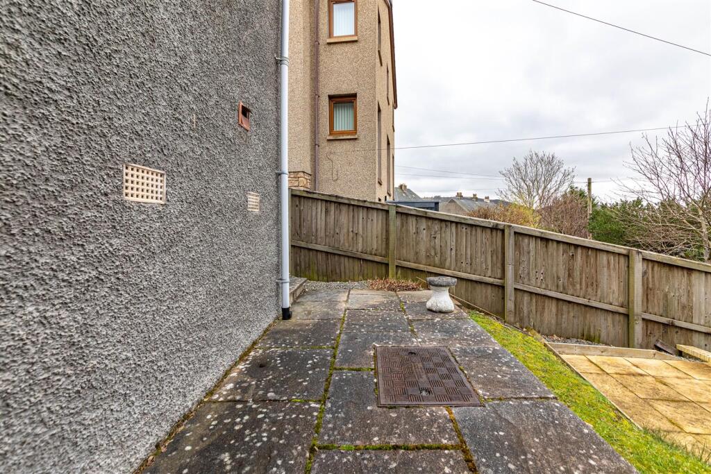 64 Forest Gardens Galashiels 42.JPG