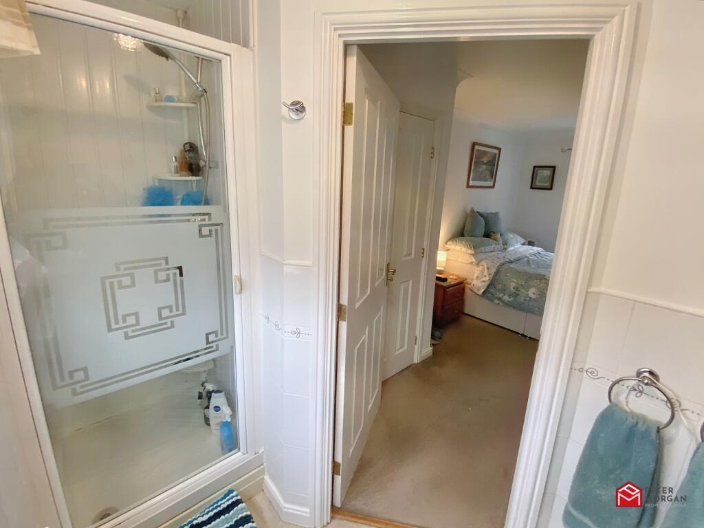 En-suite shower room