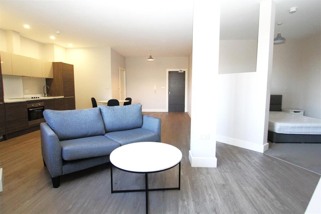 Living Room.JPG