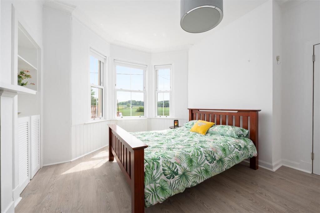 3HiltonView022.JPG