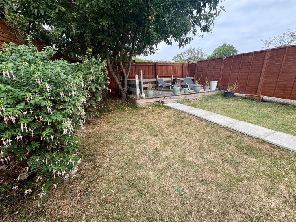 Rear Garden and Outbuilding