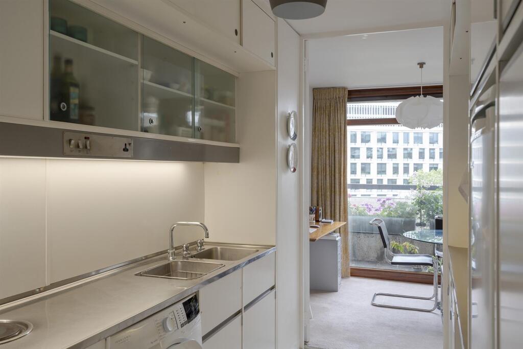 504 Mountjoy House - low res - NPP09553 (1).jpg