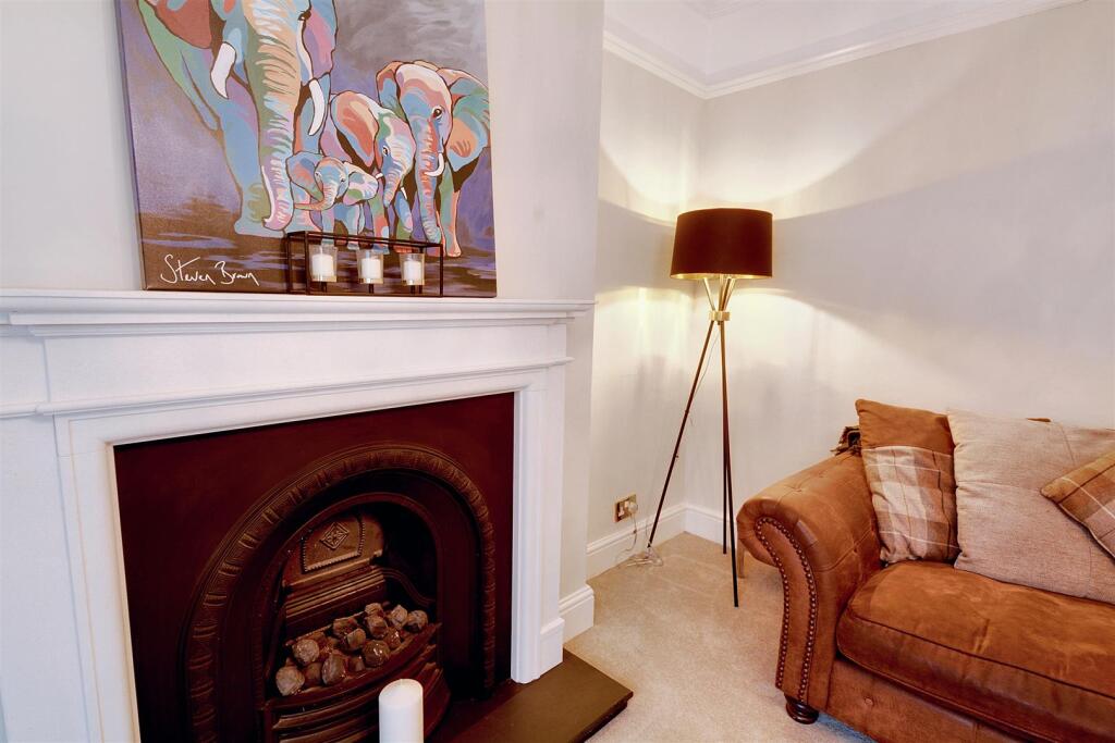Reception Room_5.jpeg