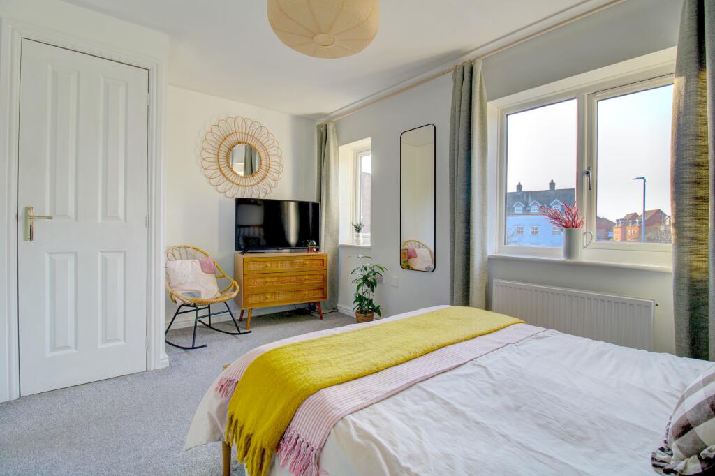 Bedroom One (second angle)