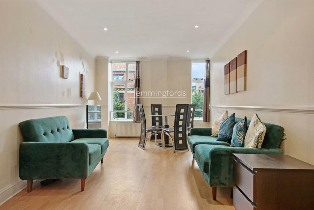 11-410b78556 - AM - Flat 7, 152, Goswell Road Lond